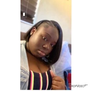 Meet your Posher, Vanessa